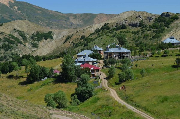 Sarıyayla-Balich.JPG Qişle