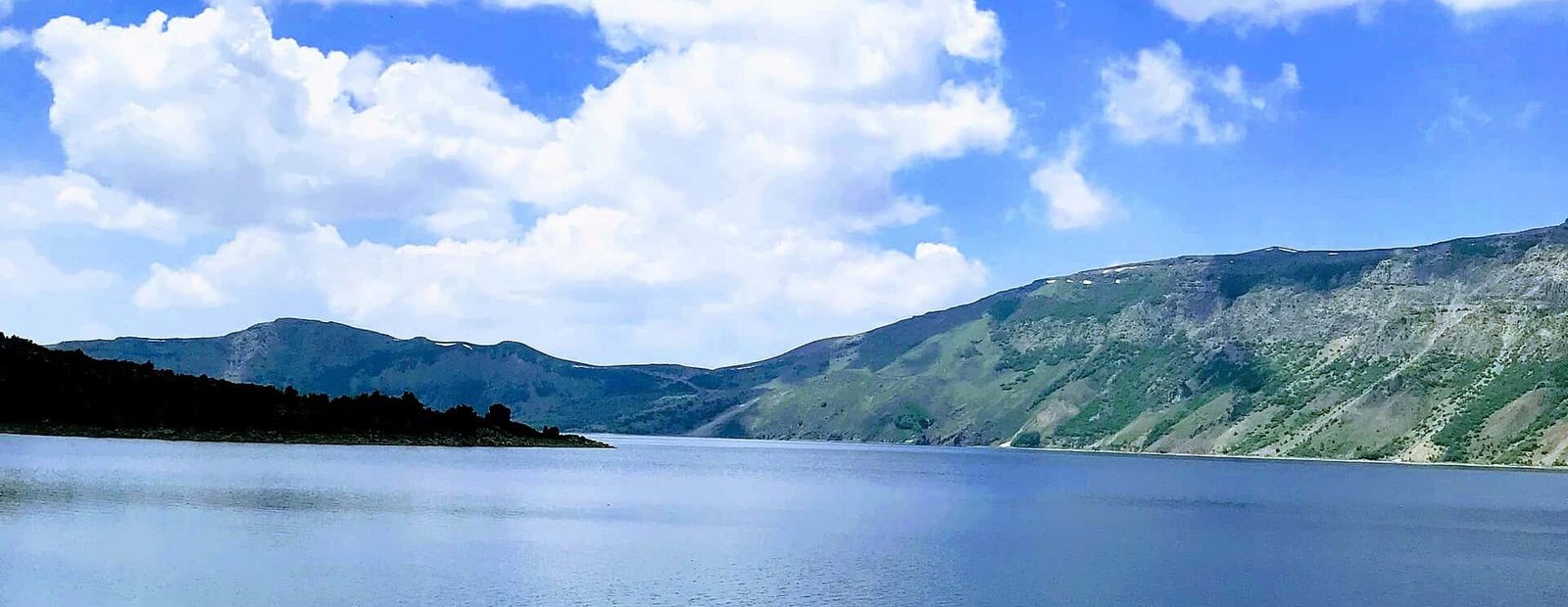 Nemrut Krater Gölü 01.jpg Çukûr
