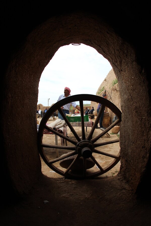 At Arabası Tekerleği, Harran 2015.jpg Herran