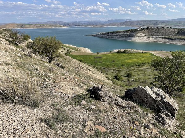 The Euphrates River in Turkey in Agın (52032274900).jpg Egîna Jêrîn
