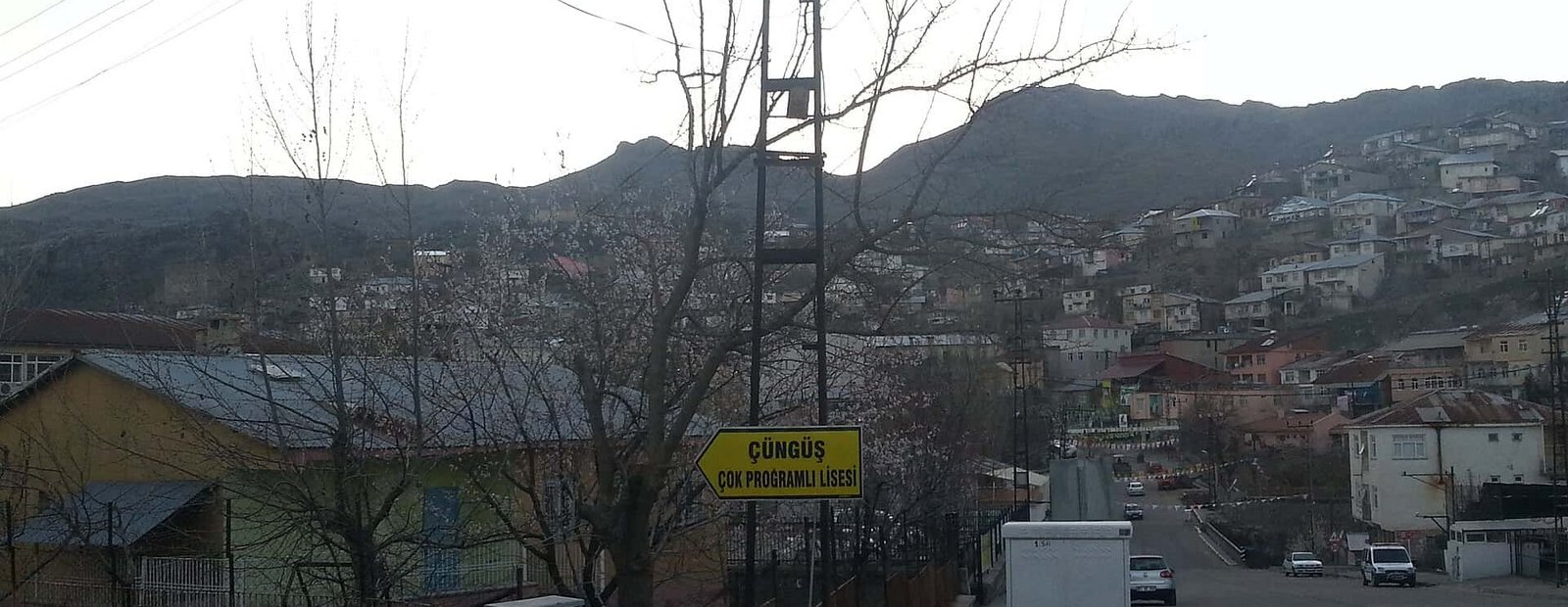Çüngüş manzara 2014-03-19 19-20.jpg Sançûs
