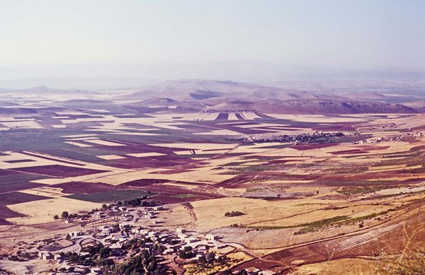 Dumdum-Ebene 09 1973 Maraş-Graben.jpg Islahiye