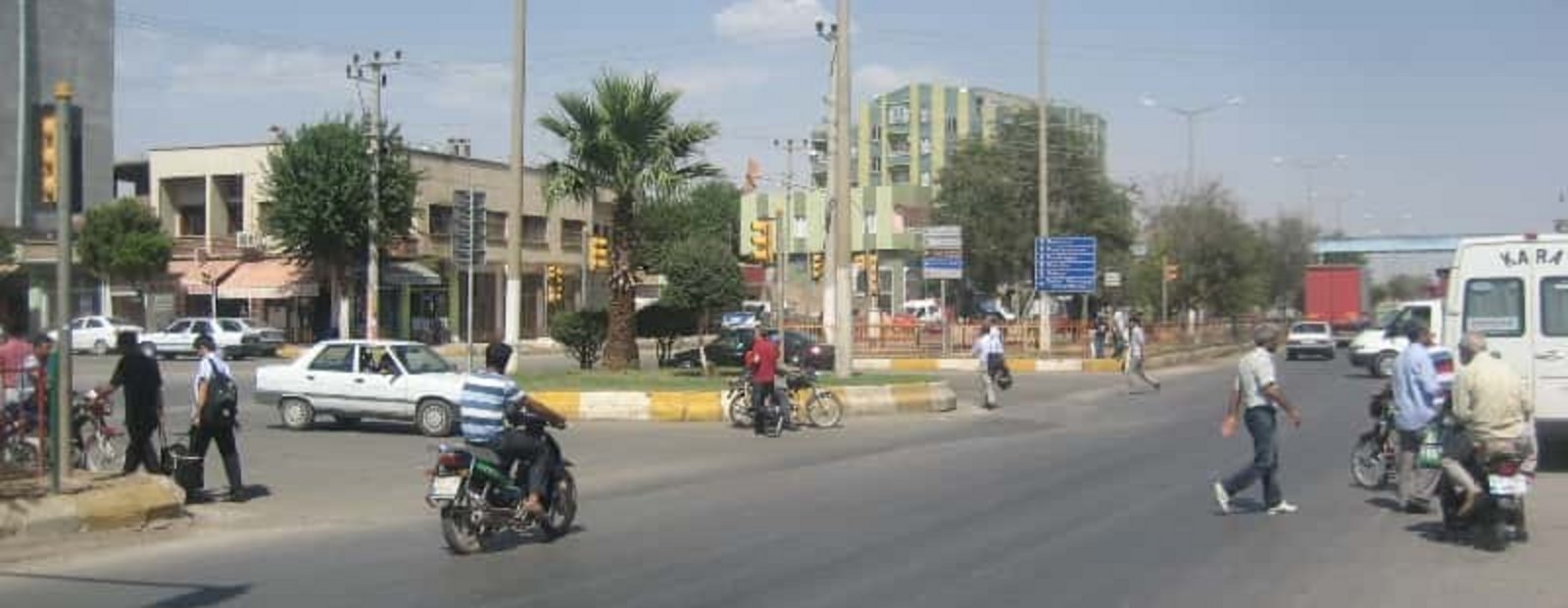 Mardin yolu - Viranşehir, Şanlıurfa.jpg Wêranşar
