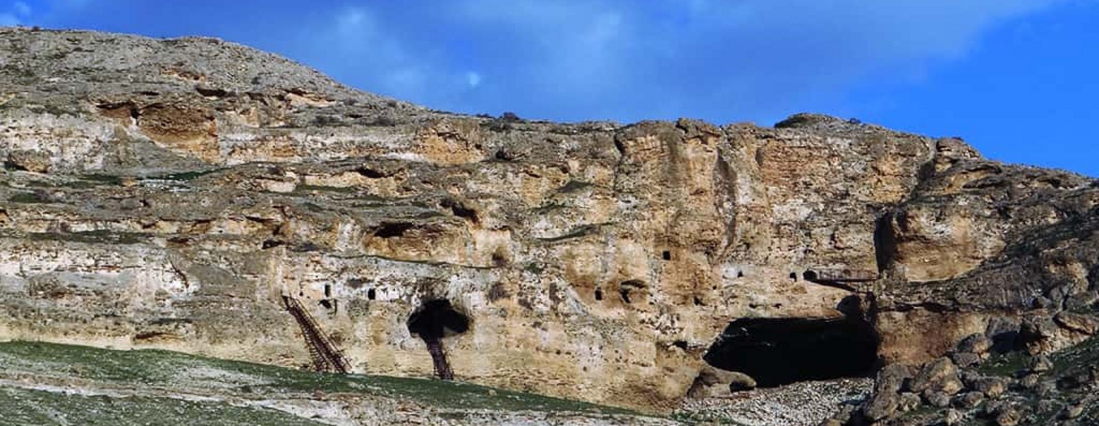 Bibikand1.jpg Şahîndij