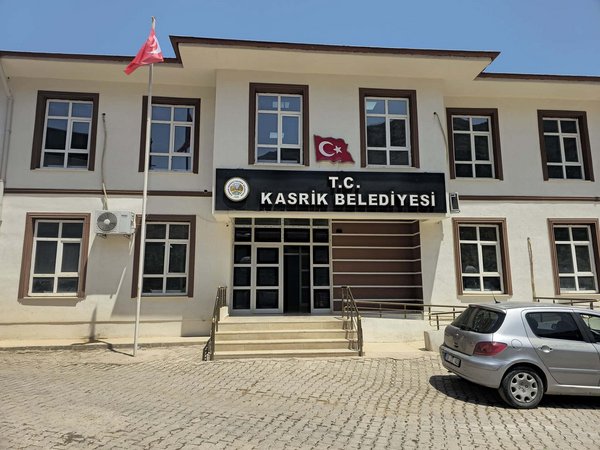 Kasrik Belediyesi.jpg Şîrnex