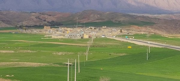 چشمه شیرین بدره.jpg Badreh