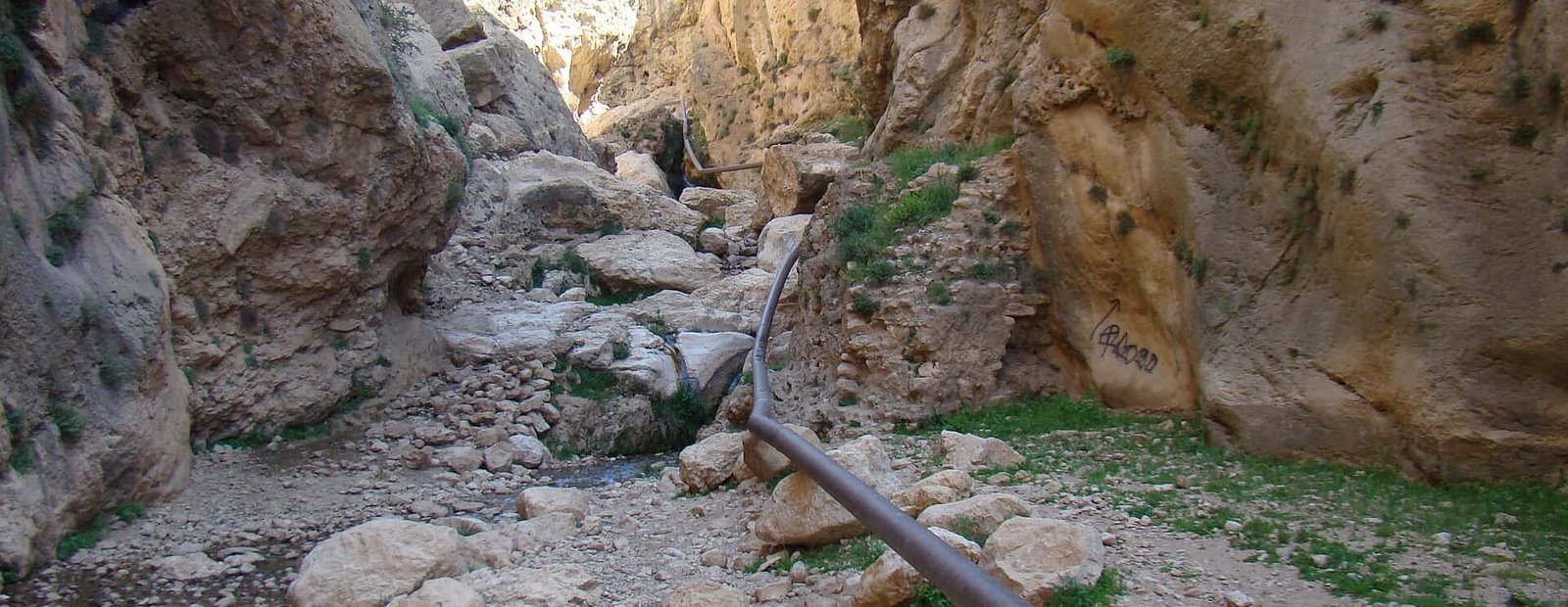 نمای ورودی تنگه.jpg Çerdawir