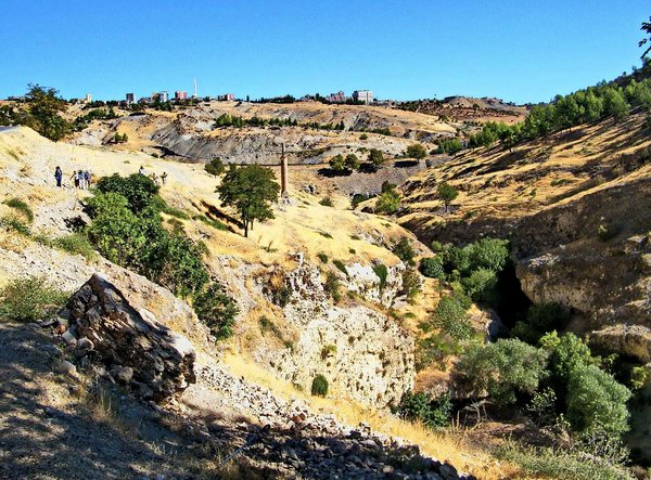 Besni 2012 26 09 2012 Besni - Bahasna.jpg Bêsnî