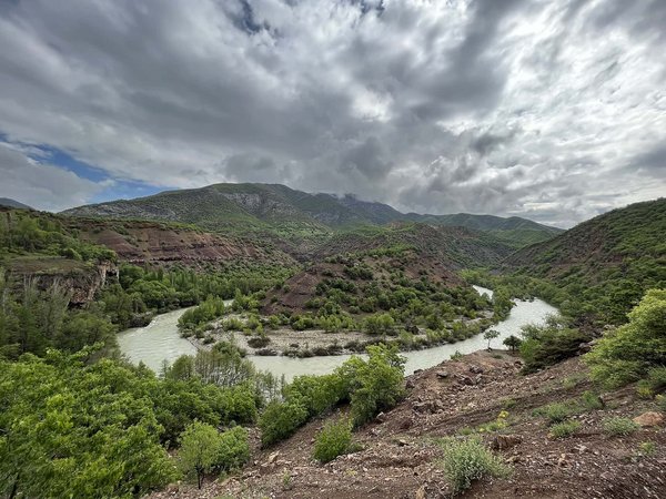 Munzur Valley National Park.jpg Mamekî