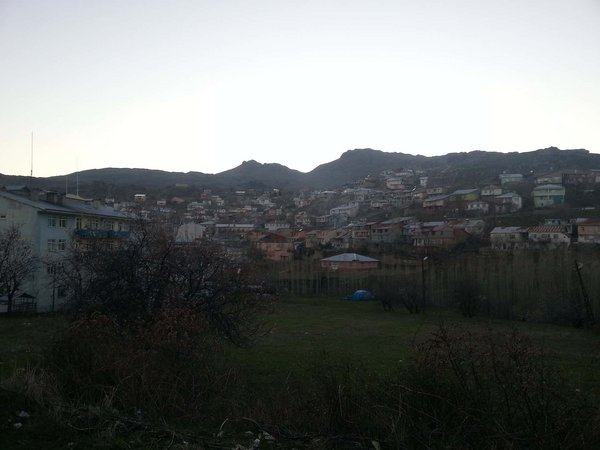 Çüngüş manzara 2014-03-19 19-07.jpg Sançûs