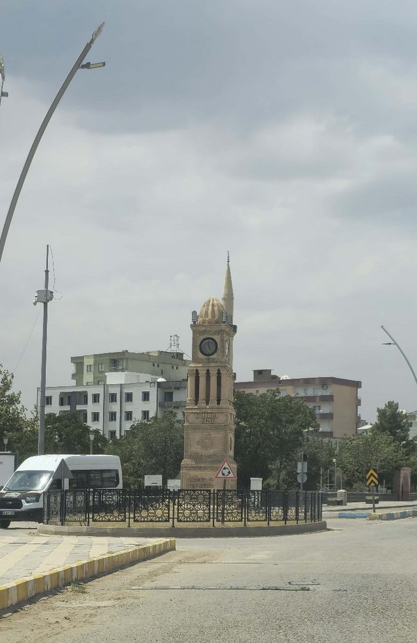 İdil saat kulesi.jpg Hezex
