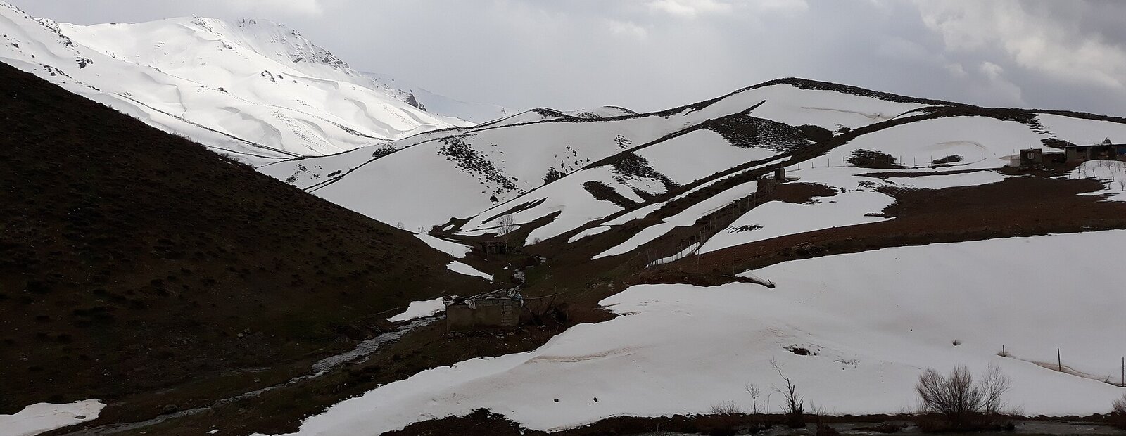 کوه برفی.jpg Seqiz